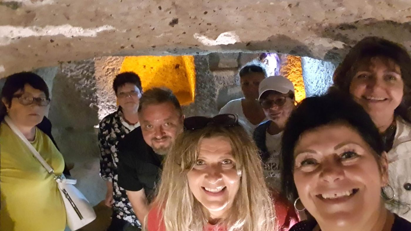 A csapat a Kaymaklı földalatti város járataiban
